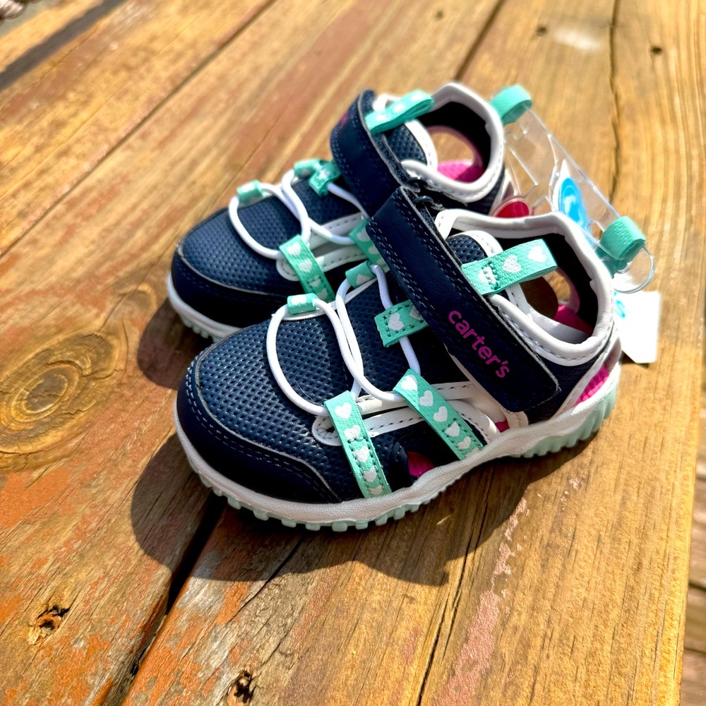 Girls Carter's Sandals 5T ( NWT)